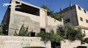بيت طابقين بقرب السوق المركزي