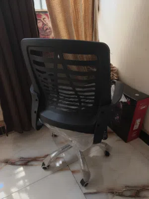 كرسي طبي مريح للجلسات الطويلة يصعد ينزل نظام هادروليكي