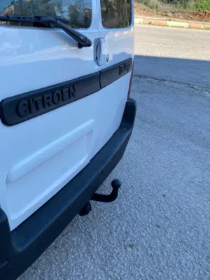 بيجو بارتنر بحالة ممتازة جدا