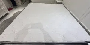 مرتبه من البغلي للاسفنج نظيفه جدا جدا