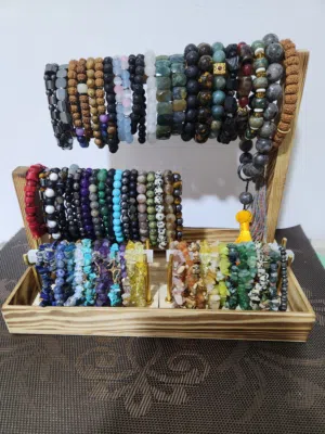 أسوارت أحجار كريمة طبيعية(مرجان/تبت/رودرشكا/هماتايت/عقيق هندي/اللافا البركاني/ أماتيست/سترين)