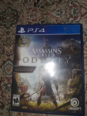 شريطين ps4 للبيع بهم خدوش بسيطة مدينة حمد.