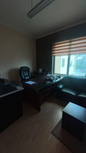 اثاث مكتبي كامل للبيع دفعه واحده