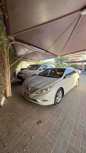 Used Hyundai Sonata in Buraimi