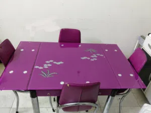 ميز طعام ستيل يتكبر ويتصغر