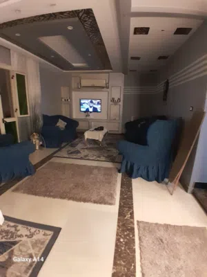 185 m2 3 Bedrooms Apartments for Rent in Giza Ard Al-Lewa
