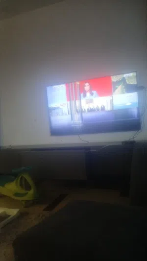 شاشه 55 سمارت مكسوره