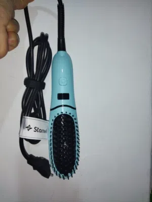 فرشاه لفرد وتنعيم الشعر صغيره وخفيفة الوزن