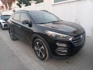 Hyundai tucsan limited 1.6 T  turbo charger will equipped trim package, 2016 model