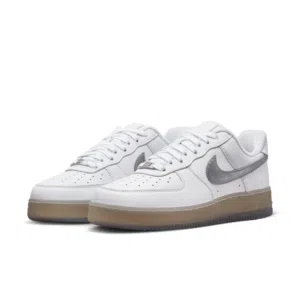 بوت Nike Air Force 1 اصلي وجديد نمرة 45.5
