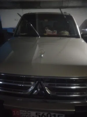 decreased price- Mitsubishi Pajero 2011 full options 3.5 Very clean car