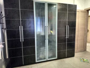 غرفة نوم بدون سرير (كبت/تسريحة/كومدينة)