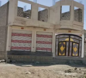 220 m2 4 Bedrooms Townhouse for Sale in Sana'a Hezyaz