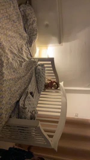 Junior crib