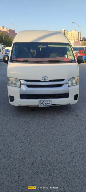 Toyota hiroof hiace for sale 2013 & 2017