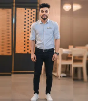 سينيور ويتر (Senior VIP Waiter) خبرة أكثر من 5 سنوات في الفنادق والمنشآت الفاخرة يبحث عن عمل