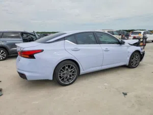 2024 NISSAN ALTIMA SR