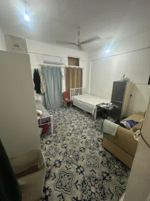 استوديو ايجار موقت عائلات فقط مفروش نضيف جداااا بنايه عربي هاديه جدا ونضيفه يوجد باركن للسيارة