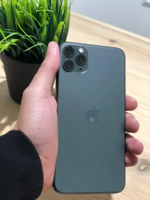 Apple iPhone 11 Pro Max 64 GB in Tripoli