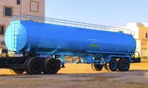 تنكر مياه صالحه للشرب 10000 جالون بحاله ممتازه جدا