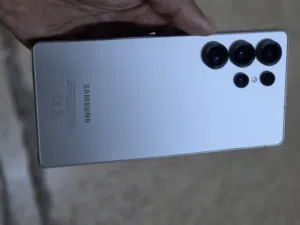 Samsung Galaxy S25 Ultra only 1month use 256GB 5g Silver grey colour brand new Excellent condition