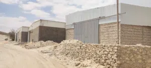 فرصة عظيمة للشركات جملون 3000 متر يسلح لجميع الانشطة التجارية بجوار الصحراوي والمحور والدائري