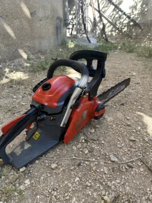 منشار حطب بنزين نظيف للبيع