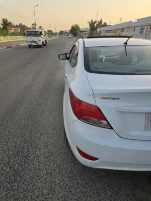 هونداي اكسنت مديل 2015 للبيع بحالة جيدة