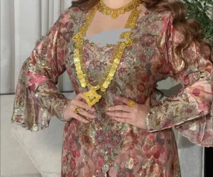 ملابس نسائية