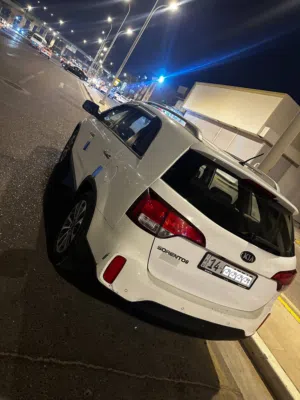 Used Kia Sorento in Basra