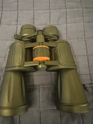 Celestron 30x50 Zoom Binoculars – Excellent Condition
