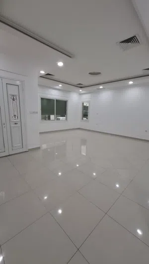 للايجار دور ارضــــــــي في ابو فطيـــــــرة