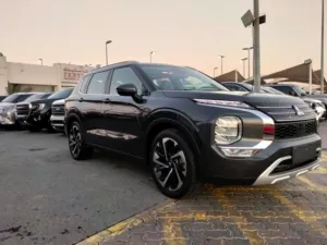 Mitsubishi Outlander High Line2025 GCC ميتسوبيشي أوتلاندر هاي لاين2025 خليجي