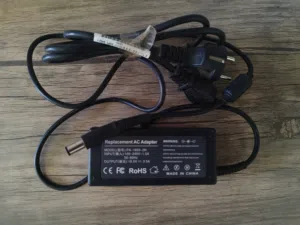 شحن لابتوب (65W)