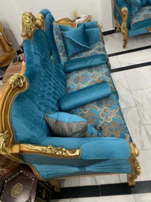 سلام عليكم تخم قنافات لبيع 6 قطع لبيع ماعدا طاولات