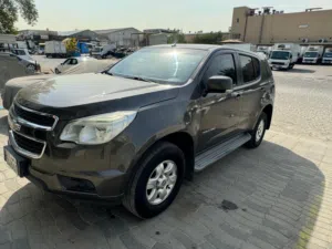 سيارة شيفروليه تريل بليزر 2013 V6  VVT مستعملة وارد الغانم بحالة ممتازة