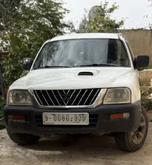 تندر-ميتسوبيشي-l200