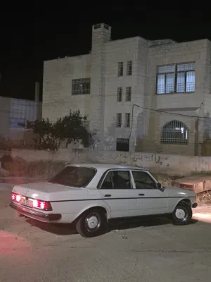 مرسيدس لف 1984