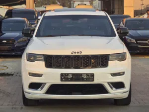 جيب غراند شيركي موديل 2020 V6 فل مواصفات بحاله ممتازه جاهزه للتسجيل والاستخدام