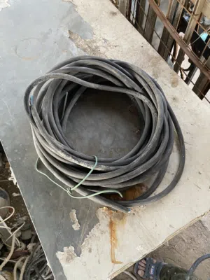كيبلات الكهرباء  السعر خاص