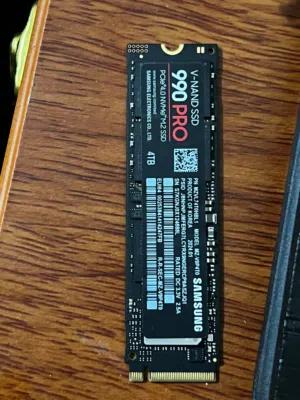 Samsung 990 PRO SSD 4TB PCIe 4.0 M.2 2280 Internal Solid State Hard Drive,