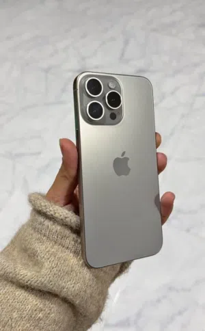 iPhone 15 pro max 256gb نظيف جدا