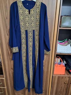 عبي جداد سايزات 52 و 56  والثوب سايز 2  جداد غير مستخدمين  السعر  15د للقطعه والكل ع 30 د