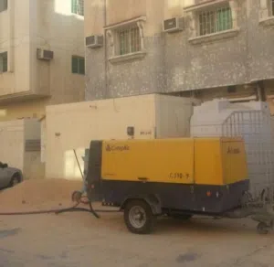 هدم وترميم واسفلت ورماله إزالة صبغ وتخشين وتشطيبات وتكسير