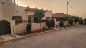 285 m2 More than 6 bedrooms Villa for Sale in Zarqa Al Zarqa Al Jadeedeh