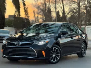 Toyota . Avalon . 2017 . New1