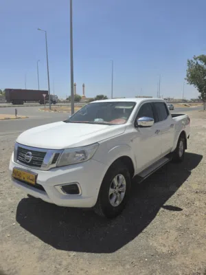 Used Nissan Navara in Al Batinah