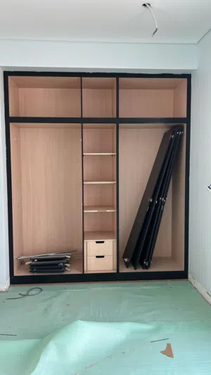 Very good quality wooden closet