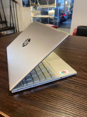 HP Processor Core i5 1135(G7) 2.40GHz Ram 8 Storage SSD Nvme 512 Giga  GPU intel Iris(R) Xe Graphics