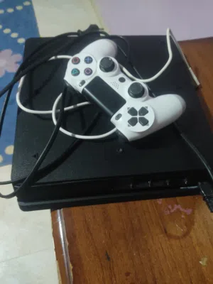 بلايستيشن 4 - 1 تيرا للبيع